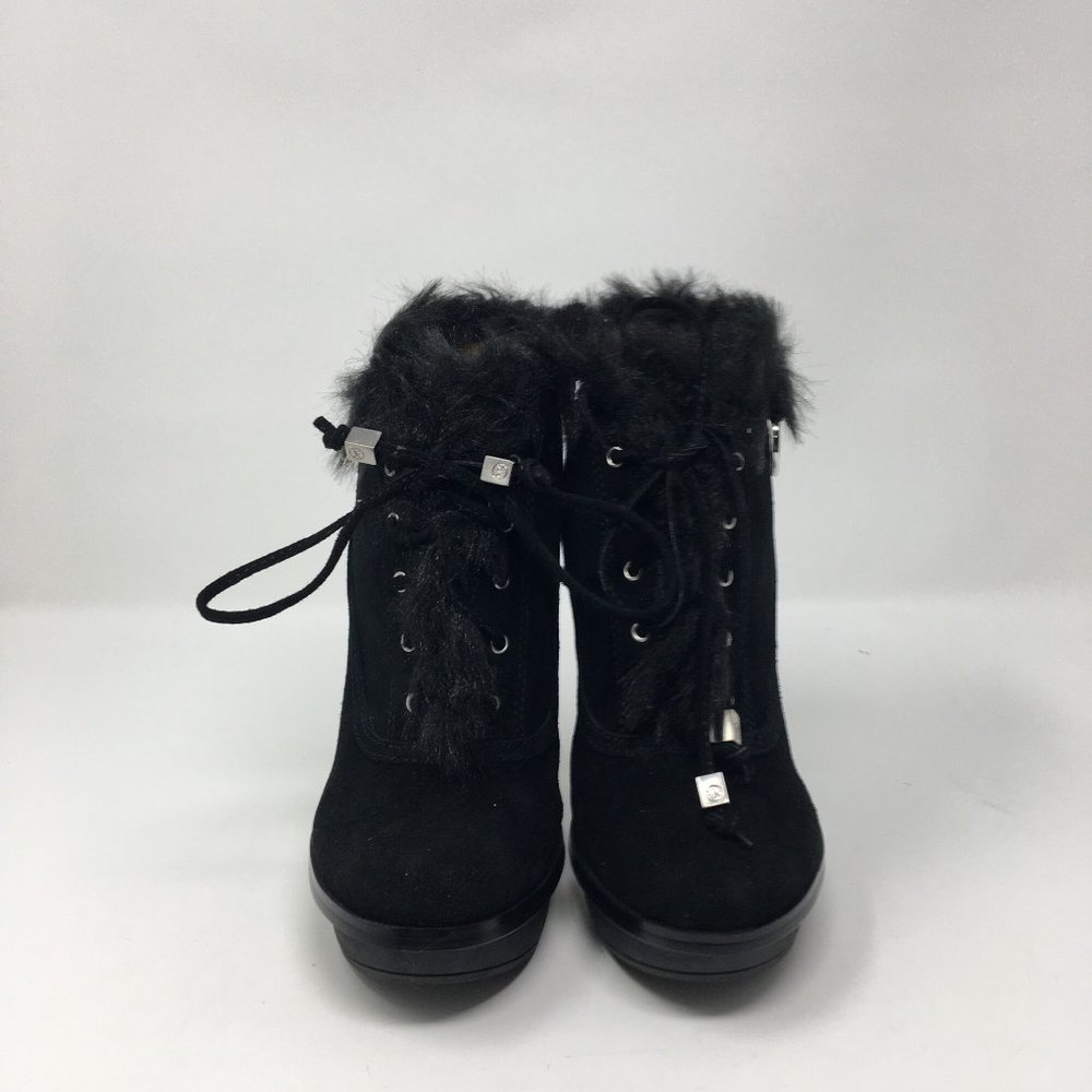 Michael Kors/ New, Carlie Lace Up Black, Size: 5.5 - Picture 4 of 6